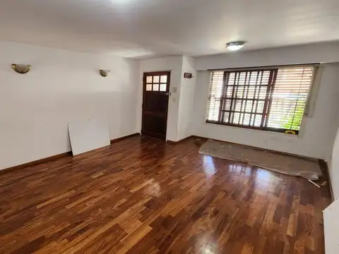 Casa en Venta en Olivos Roche, USD 360.000
