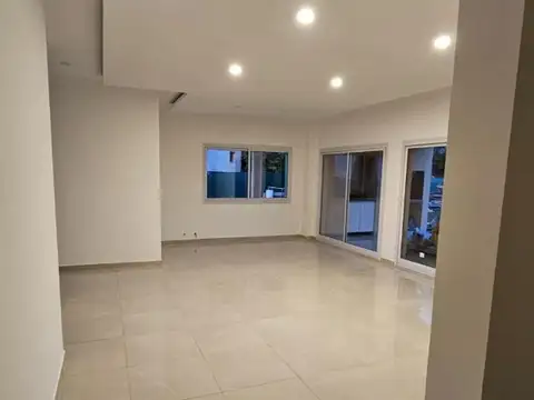 Casa en Venta en El Nacional Club de Campo, USD 179.500