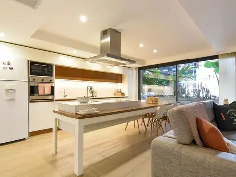 Venta Piso 3 Ambientes | 2 suites | Cochera| Azcuy