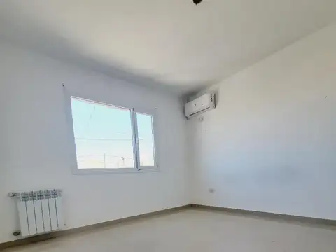 Depto Tipo Casa en Venta con 2 cocheras