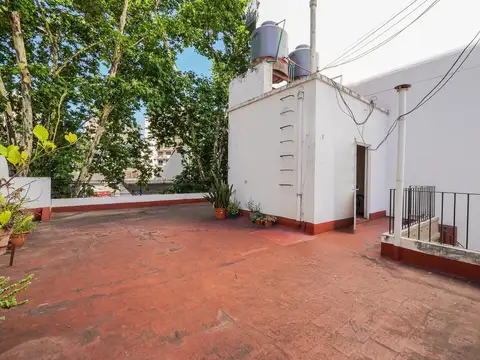 Depto Tipo Casa 5 ambientes con 1 baño