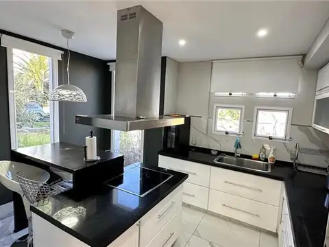 Casa en Venta en San Vicente, USD 320.000