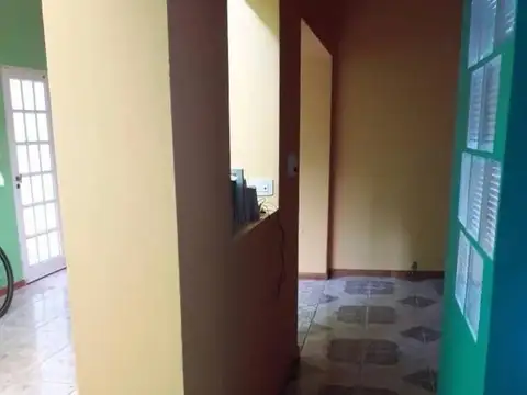 Departamento de Pasillo de dos dormitorios.