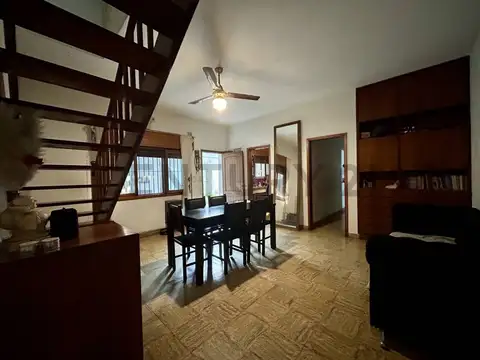VENTA | Casa 4 Dormitorios + Frente de Local | Echesortu, Rosario
