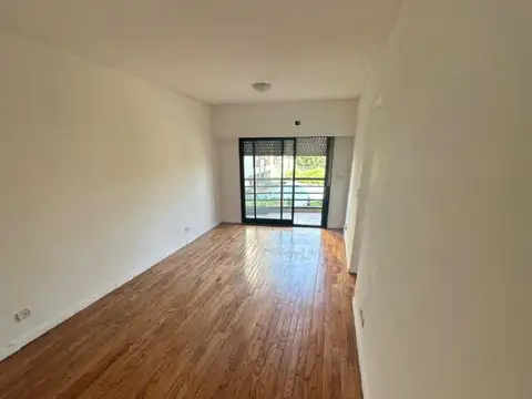 Guido 445 , Piso 1