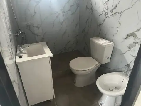 Departamento en Alquiler en Caseros, $ 700.000