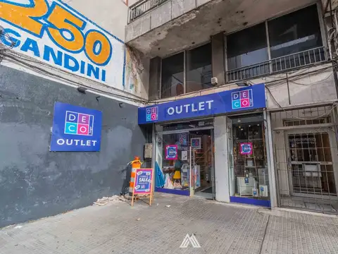 VENTA Local Comercial 18 de Julio CORDÓN