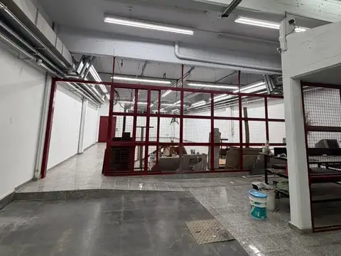 Galpon en Venta en Villa General Mitre, USD 750.000