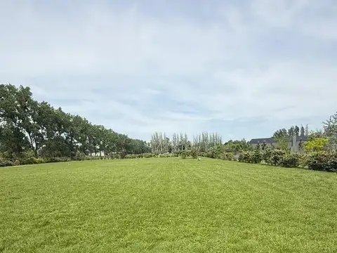 Terreno en Venta en La Colina Golf Y Polo, USD 220.000