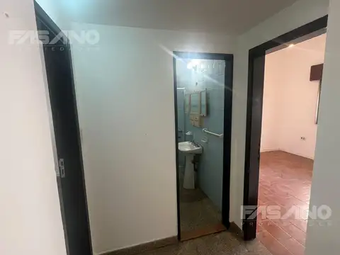Depto Tipo Casa en Alquiler de 2 dormitorios