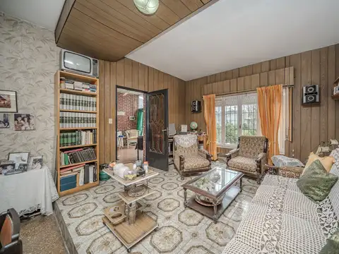 VENTA CASA 3AMB LOTE PROPIO LOMA HERMOSA PERMUTA
