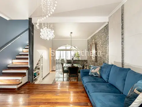 Venta triplex 3 ambientes mas playroom en Villa Sarmiento