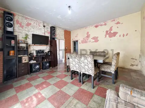 VENTA - CASA - 5 AMBIENTES - 3 DORMITORIOS - ROSARIO