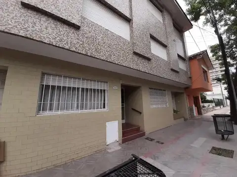 Calle 8 3800, Piso 2°
