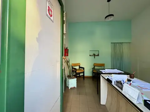 Local | DE LA PLAZA VICTORINO 512