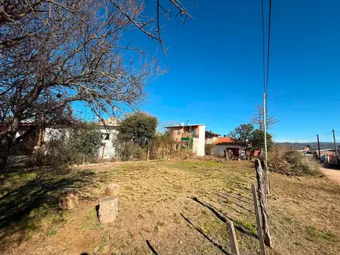 Hermoso terreno en Mina Clavero en venta