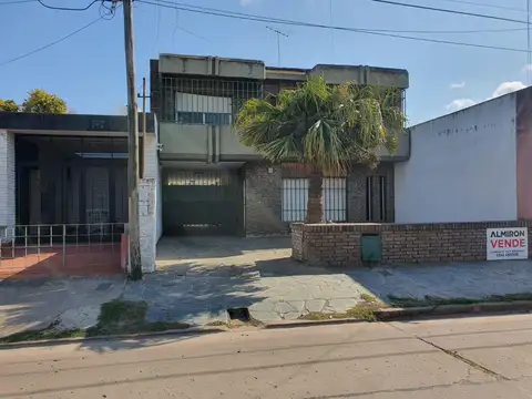 Casa | 3 Dormitorios | 2 Plantas | Pileta | Quincho | Cochera | Capitán Bermúdez