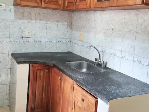 Depto Tipo Casa 3 ambientes con 2 baños