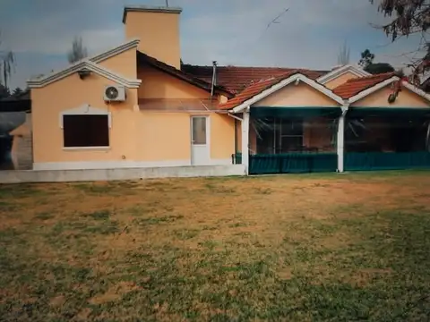Casa en Alquiler al Este