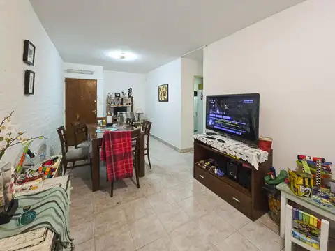 Departamento de oportunidad con 2 dormitorios y patio