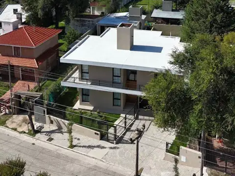 Casa en Venta en Costa Azul, USD 450.000