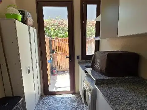 Casa 5 ambientes con 5 baños