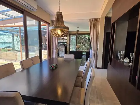 Casa en Venta al Este