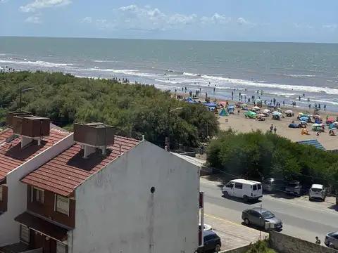 Av. Costanera  al 1535