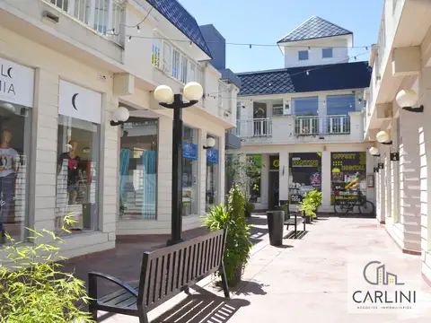 Local en Venta en Funes, USD 150.000