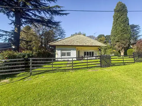 Venta Casa 3 Amb c/ Piscina Parque S de Los Padres