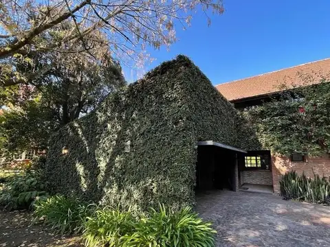 Casa en Venta al Oeste