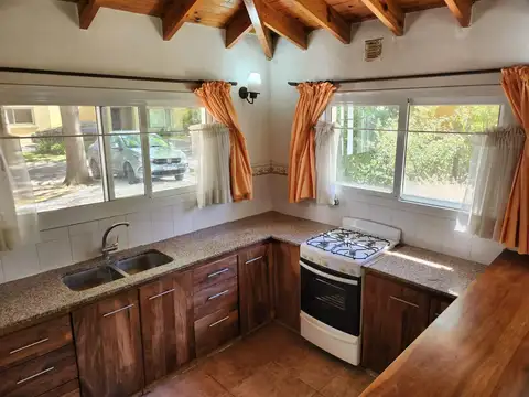 Casa en Venta en Barrio Villa Rosa, USD 149.000