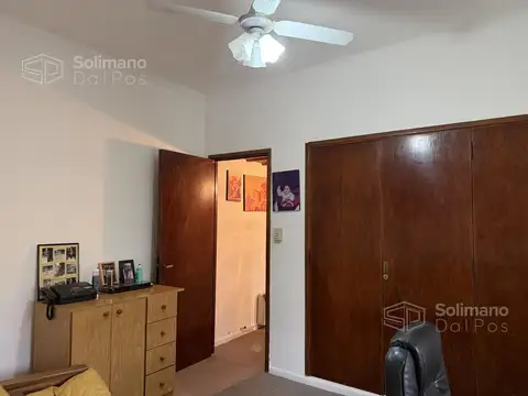 Depto Tipo Casa 6 ambientes con 2 baños
