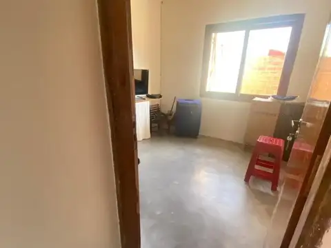 Chalet de 4 ambientes en barrio CAISAMAR