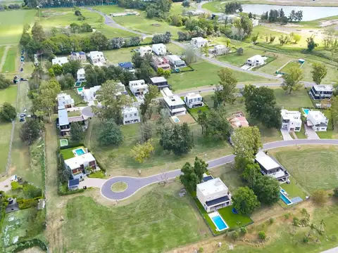 Casa en Alquiler al Noroeste