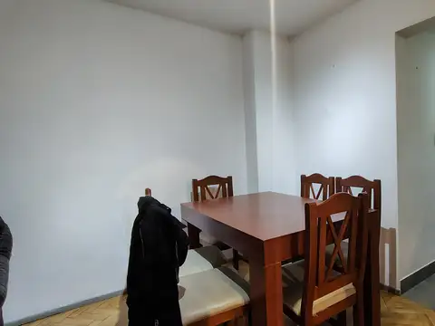 San Lorenzo 800, Piso 01