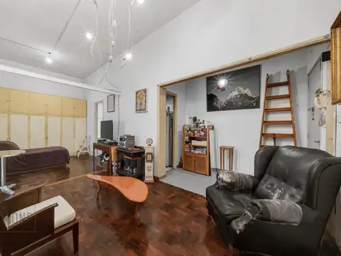 Depto Tipo Casa en Venta en Colegiales, USD 92.000