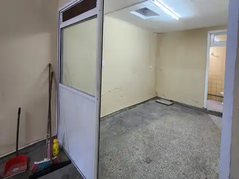 LOCAL EN ALQUILER AVENIDA MITRE 5218 VILLA DOMINICO