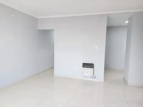 Casa en Alquiler con 1 cochera