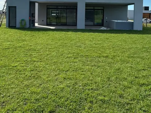 Jose Hernandez al 6400