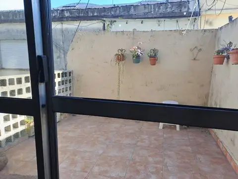 Departamento 4 ambientes con 1 baño