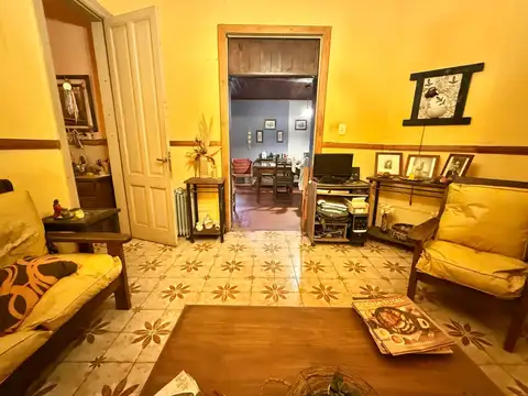 Depto Tipo Casa 6 ambientes con 1 baño