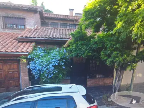 Chalet 3 dormitorios en excelente zona de Vicente Lopez.