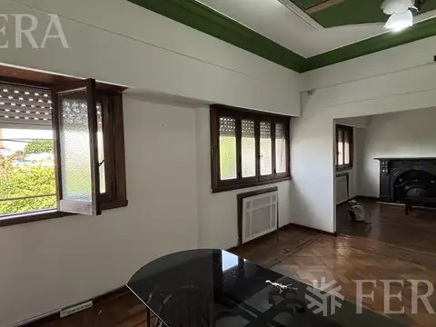 Oficina en Alquiler 50 años