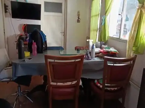 Depto Tipo Casa 3 ambientes con 2 baños