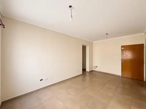 Departamento en Alquiler en Villa Ballester, $ 615.000
