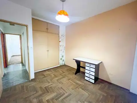 4 AMBIENTES BALCON AL FRENTE COLEGIALES