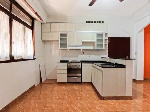 Depto Tipo Casa 3 ambientes con 1 baño
