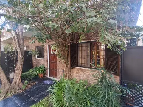 Depto Tipo Casa en Venta en Munro, USD 143.000