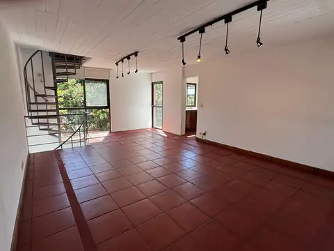 Depto Tipo Casa en Venta en Martínez Fleming / Panamericana, USD 255.000
